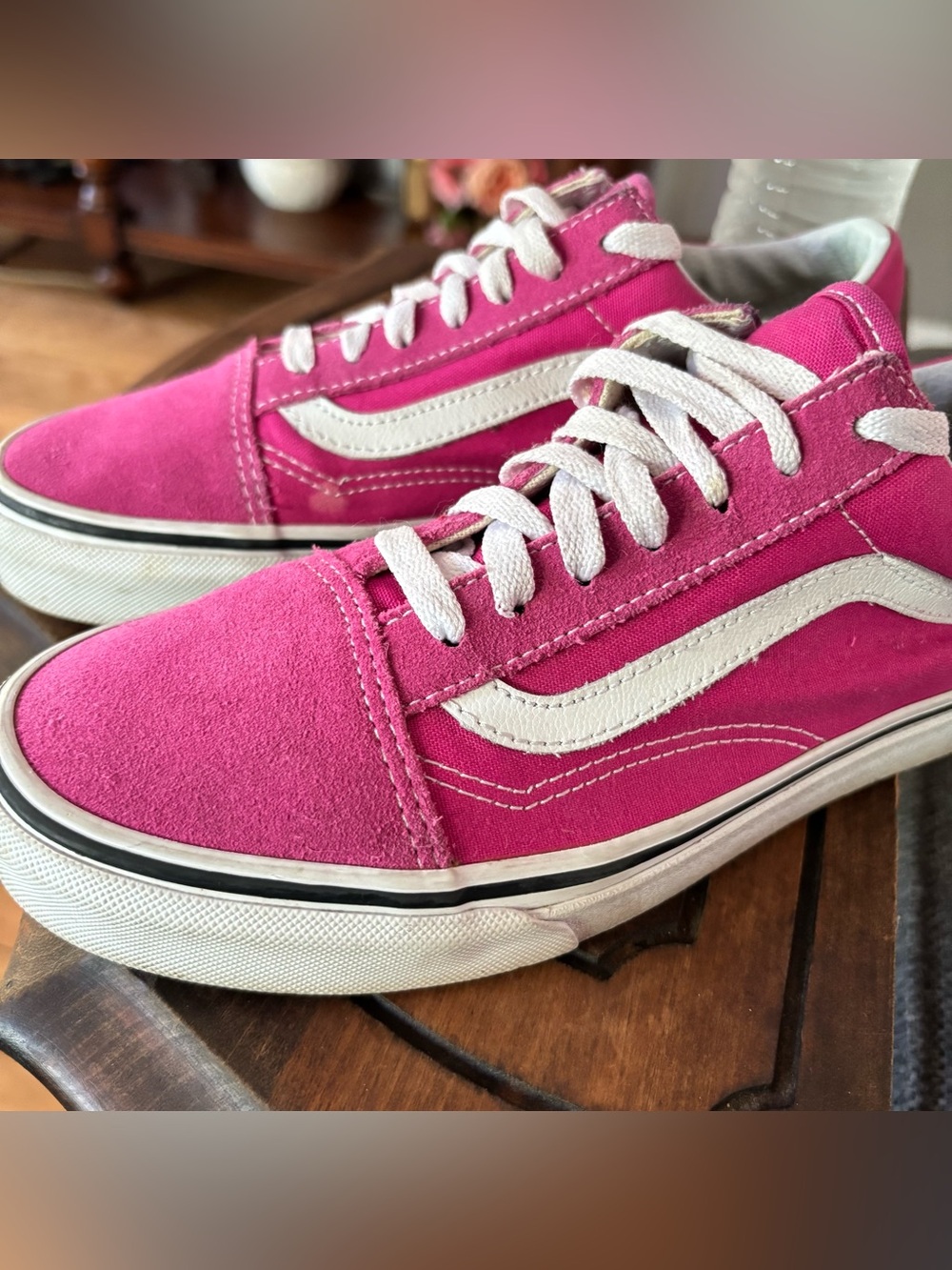 Vans Women’s Pink Low-Top Suede Canvas Sneakers with White Side Stripe